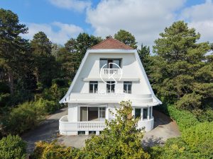 Demeure de charme avec Vue panoramique sur Lyon à Saint Didier Au Mont D&rsquo;Or 7 pièces, 250m2, entièrement rénovée, terrain divisible.