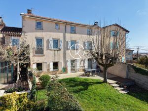 Maison de 120m2 située sur la commune de Saint Didier Au Mont D&rsquo;Or, 4 pièce(s) , 3 chambres, jardin et place de stationnement