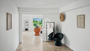 À Dardilly à 1 km des commerces et 15 min de Lyon appartement 4 pièces 3 chambres 123,5 m² entièrement rénové avec vue, terrasse et jardin
